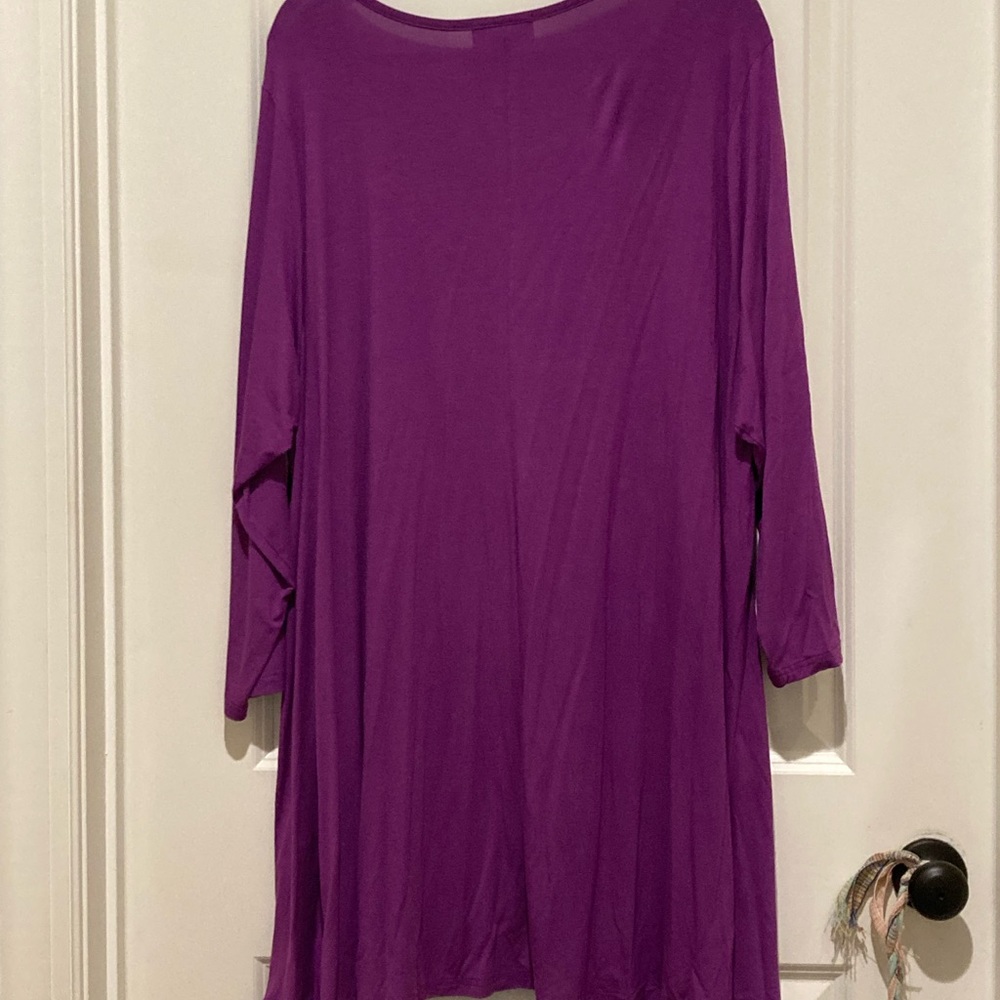 Larace Top - Picture 2 of 4